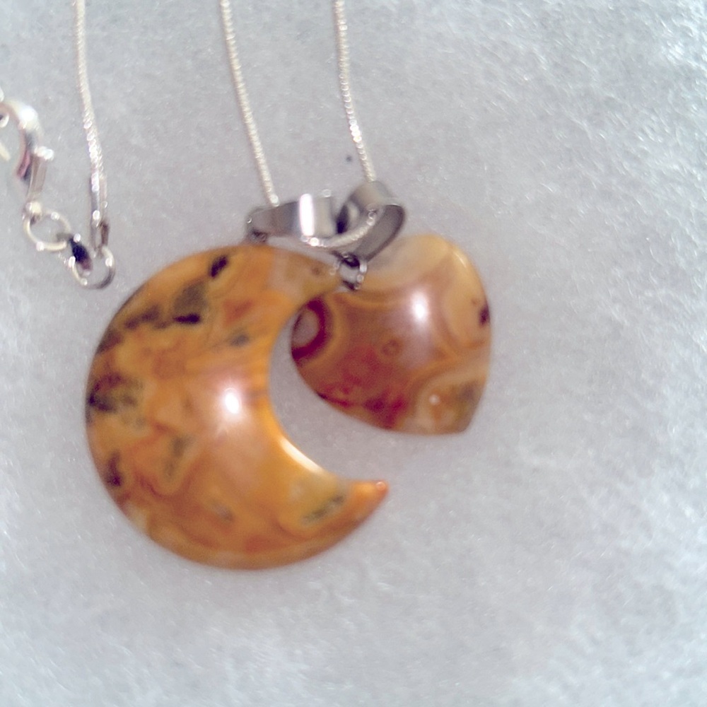 Boho hippie Agate Heart ❤️ and Moon 🌙 Sterling Silver 16” Necklace